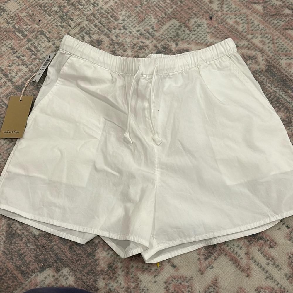 Wilfred white shorts
